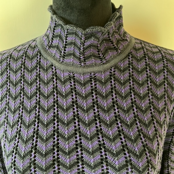 Purple sweater set - Picture 4 of 8